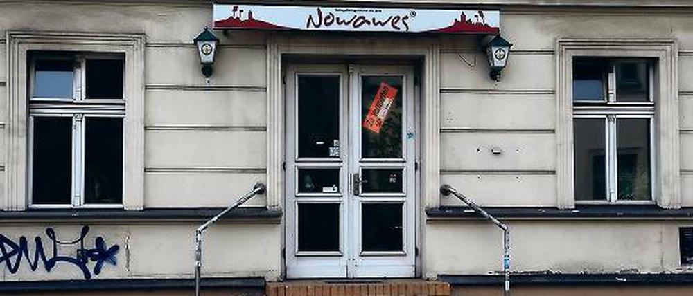 Zu vermieten. An der Eingangstür vom „Nowawes“ klebt das Ende.