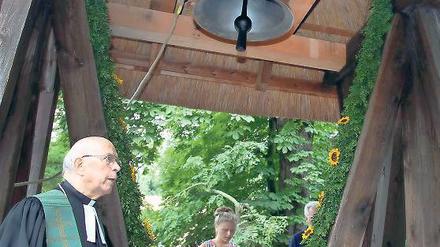 Gong. Zum Treffen derer von Türk wurde auch eine neue Glocke geweiht.