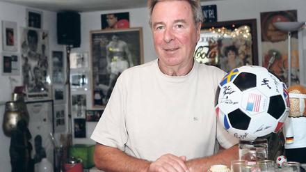 Hat wieder Zeit zum Spielen. Nach seinem Abschied aus der Politik will sich Rolf Kutzmutz Zeit nehmen für Familie, Garten und Hobbys. Er engagiert sich für Potsdams Fußballfrauen und schreibt derzeit an seinen Erinnerungen – für sich selbst und seine Enkel, sagt er.