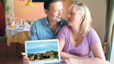 Ein alter Traum. Alexander und Kerstin Wendland haben sich ein Jahr lang auf die Besteigung des Kilimandscharo vorbereitet. Ihr Restaurant „Der Butt“ bleibt während der Reise geschlossen.
