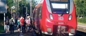 Gut gefüllt. Wer den RE 7 verpasst, muss lange auf den nächsten Zug warten.