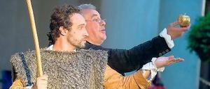 Alles strebt zum goldenen Apfel. Fernando Guimarães (l.) und Marcos Fink.