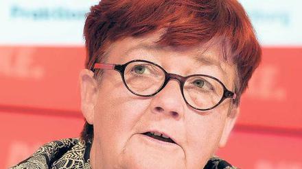 Unfallflucht? Die Landtagsfraktionsvorsitzende der Linken, Margitta Mächtig, soll nach dem Willen der Staatsanwaltschaft 3750 Euro zahlen, weil sie im Juli 2013 mit ihrem Fahrzeug ein anderes Auto beschädigt haben und dann weggefahren sein soll.