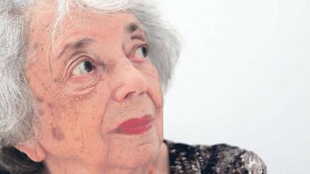 Bewegtes Leben. Margot Friedlander wurde 1921 in Berlin geboren. Eine Flucht unter den Nationalsozialisten misslang, 1944 wurde die Jüdin von der Gestapo ins Lager nach Theresienstadt geschafft. Sie überlebte – und ging nach Kriegsende in die USA. Seit 2010 wohnt sie wieder in Berlin.