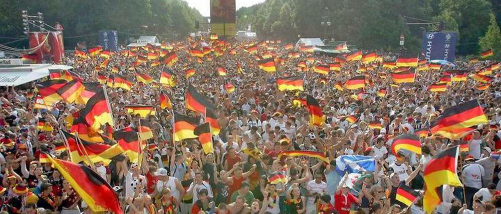 Nicht jeder fühlt sich wohl zwischen grölenden, schwitzenden Leibern. Kein Problem, oder doch?