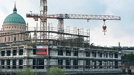 Schöner Wohnen. Besonders Eigentumswohnungen und Grundstücke für den Bau von Mehrfamilienhäusern sind 2013 in Potsdam gefragt gewesen. Die wertvollsten Grundstücke liegen an der Brandenburger Straße. Auch an der Alten Fahrt – siehe Bild oben – entsteht derzeit ein neue Top-Lage.
