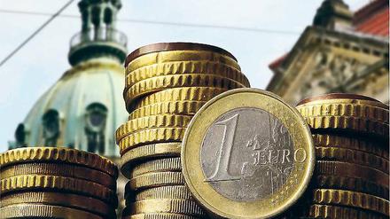 Geben und Nehmen. Beim heute startenden Bürgerhaushalt sollen die Potsdamer nicht nur Vorschläge zum Geldausgeben machen, sondern auch sagen, wo die Stadt künftig sparen soll, um die nötigen Infrastrukturausgaben schultern zu können.