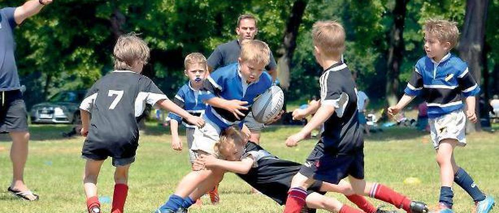 Umschubsen erlaubt. Auch die Unter 8-Jährigen kämpften verbissen.