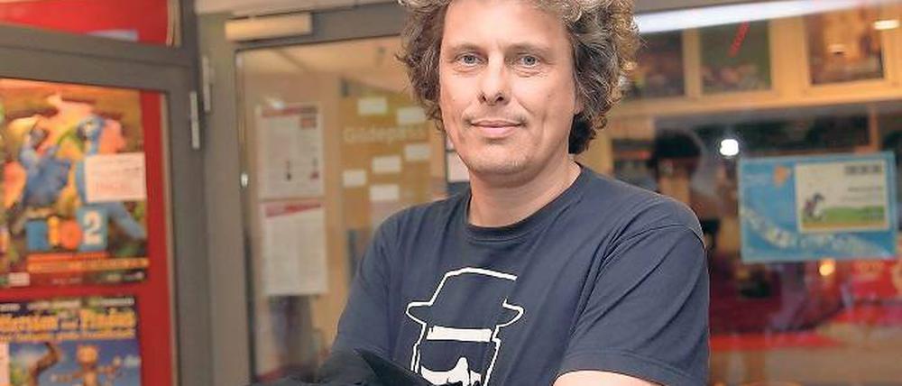 Locker. Stefan Hillebrand arbeitet viel mit Laien und Improvisation.