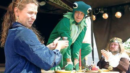 Küss den Frosch! Auf der Bühne gibt es wieder Märchen zu sehen.