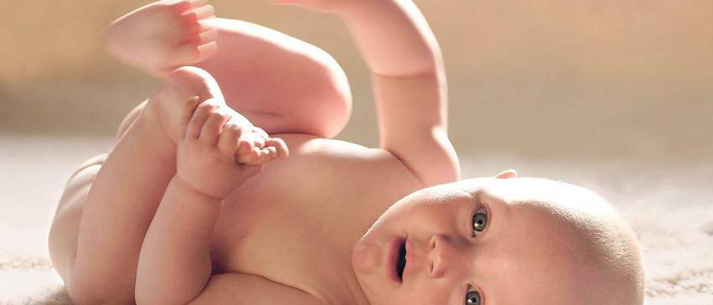 Baby da, Geld nicht. Potsdamer Eltern warten zwei Monate auf Elterngeld.