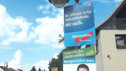 Störer. Plakat mit Zusatz.
