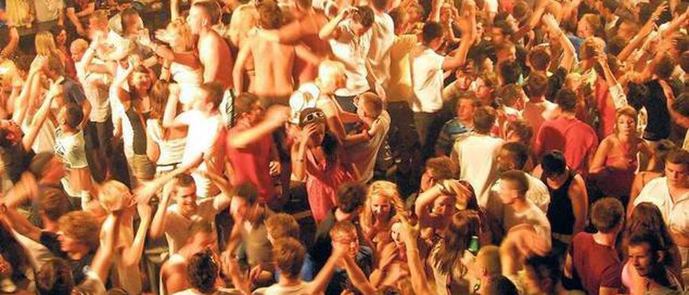 Künstliche Euphorie. Die Crystal-Epidemie breitet sich auch in Deutschland aus. -