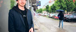 Unzufrieden. Delius verklagt Wowereit, weil der Fragen nicht beantwortet.