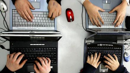 Das Internet: Jeder ist mit jedem verbunden.