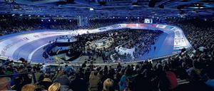 Flossen weg von der Bahn! Die überhöhten Kurven der Radfahrer-Kollegen dürfen für den Einbau des EM-Schwimmbeckens nicht angerührt werden.