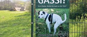Hingucker. Mit dem Plakat will Nuthetal Herrchen zur Ordnung rufen.