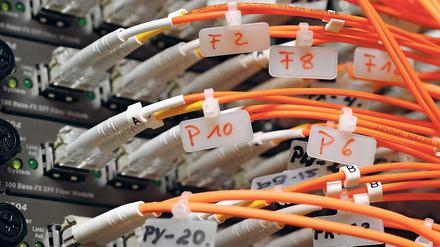 Riesige Datenfluten. Mittlerweile arbeiten neue Systeme im Exabyte-Bereich, das sind Ziffern mit 18 Nullen.