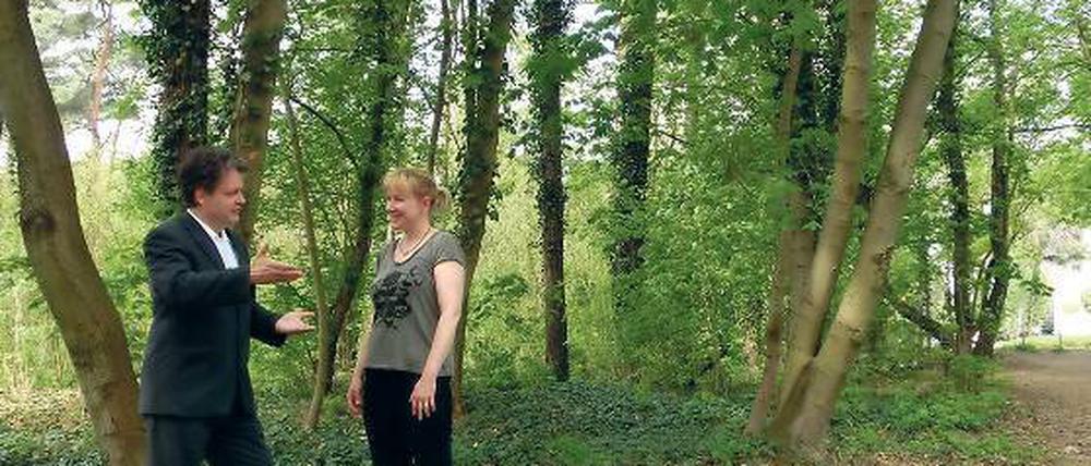 Gesichert. Bernd Albers und Britta Engelmann-Hübner im Beethovenwald.