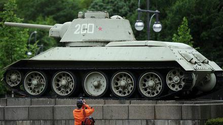 Ein russischer Panzer in der Hauptstadt als Touristenattraktion.