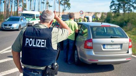 Mehr Präsenz. Gemeinsam wollen deutsche und polnische Polizisten die Fahndung nach Autodieben vertiefen.