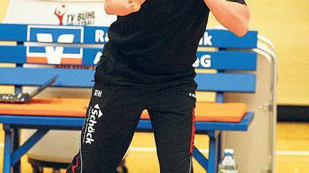 Facebook-Freund. Bühl fand Trainer Ruben Wolochin im Internet.