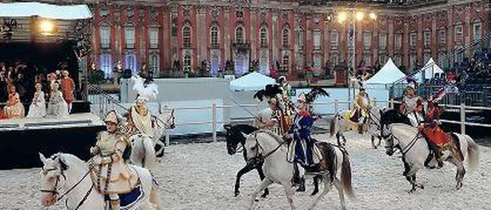 Festliches Barock. Bereits 2012 gastierte die Pferdeoper in Sanssouci.