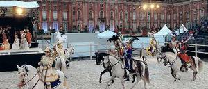 Festliches Barock. Bereits 2012 gastierte die Pferdeoper in Sanssouci.