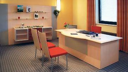 Büroatmosphäre. Das Kleinmachnower Trauzimmer lockte nicht viele Paare.