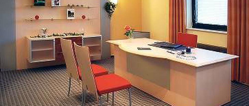 Büroatmosphäre. Das Kleinmachnower Trauzimmer lockte nicht viele Paare.