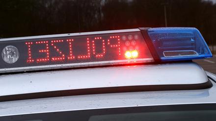 Mit den neuen Licht- und Tonsignalen, ein rotes Blitzlicht ("Flasher") und ein schriller Heulton ("Yelp"), will die Polizei künftig Verkehrskontrollen durchsetzen.