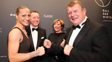 Ein Mann mit ungeheurem Geltungsdrang: der Ex-IHK-Chef Victor Stimming hätte es bestimmt auch mit Box-Weltmeisterin Ramona Kühne aufgenommen.