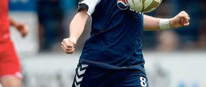 In seinem Offensivdrang gebremst ist Daniel Becker zunächst durch die verstärkte defensive Ausrichtung des SV Babelsberg.