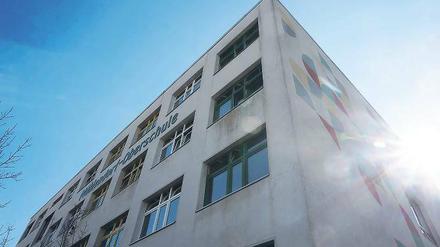 Auf gepackten Koffern? Geht es nach der Stadt, sollen die Schüler der Mühlendorf-Oberschule in einen Neubau umziehen.