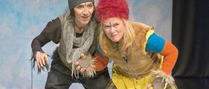 Mit Feuereifer bei der Sache. Tania Klinger (links) und Ute von Koerber.