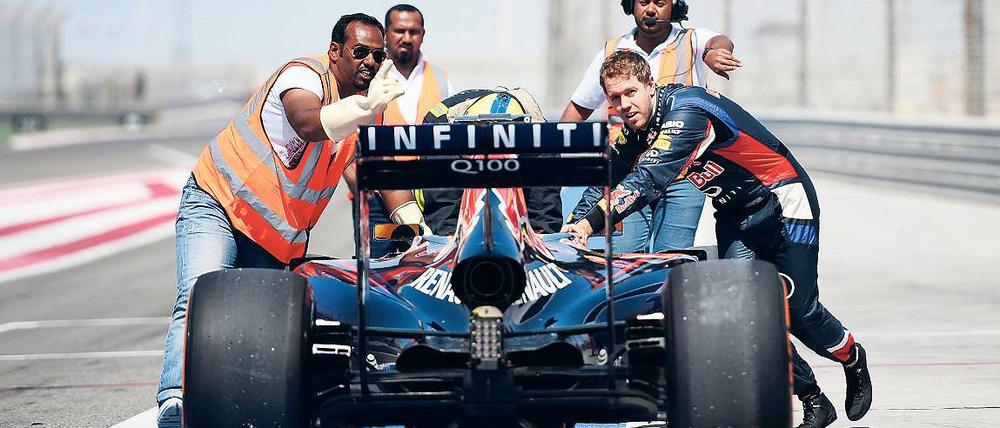 Schieber, Schieber! Nicht nur bei den Testfahrten hatten Sebastian Vettel und sein Rennstall große Probleme, auch in der unmittelbaren Vorbereitung auf den Großen Preis von Australien am Sonntag gab es Probleme. So richtig konkurrenzfähig dürfte Red Bull deshalb vermutlich erst in einigen Wochen sein.