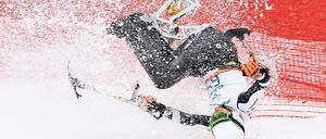 Hals über Kopf. So wie hier dem Deutschen Franz Hanfstingl bei der Abfahrt ergeht es derzeit vielen Monoskifahrern.