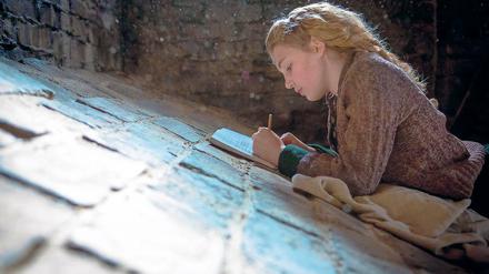 Überzeugend. Die Kanadierin Sophie Nélisse spielt die Liesel.
