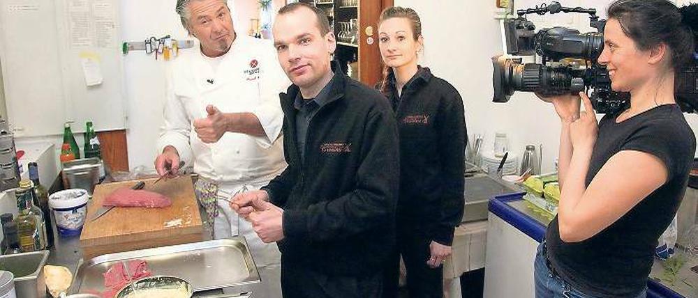 Carpaccio vom Kalb. Frank Oehler, Thomas Schmidt und Stefanie Wolter.