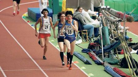Immer vorweg: Angelika Ehebrecht vom Potsdamer Laufclub gewann in Erfurt den deutschen Seniorenmeistertitel über 800 Meter.