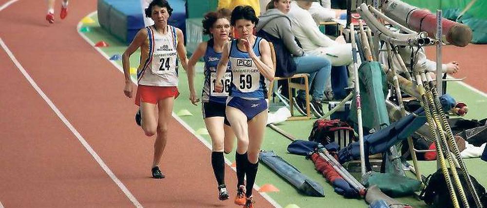 Immer vorweg: Angelika Ehebrecht vom Potsdamer Laufclub gewann in Erfurt den deutschen Seniorenmeistertitel über 800 Meter.
