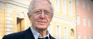 „Strafgefangener 817 meldet sich.“ Christian Wendland vor dem Wohnhaus seiner Eltern in Potsdam, in dem er als Student ein Zimmer bewohnte und in dem die Stasi seinen Brief fand.