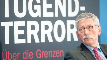 Wo sind sie bloß? Für Thilo Sarrazin ist das keine Frage, denn er vermutet Tugendterroristen überall.