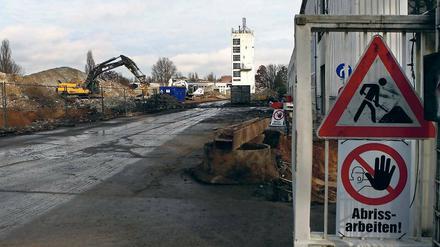 Abriss. Auf dem Gelände der 2002 geschlossenen Rex-Brauerei wird gebaut.