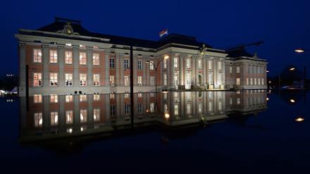 Gute Nacht, DDR! Die Enquete-Kommission des Brandenburger Landtags hat Empfehlungen zum Umgang mit der SED-Diktatur verabschiedet.