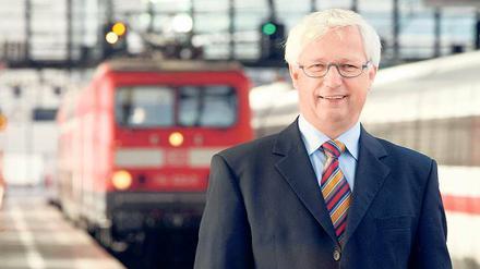 Hans-Werner Franz, seit November 2003 Chef beim Verkehrsverbund Berlin-Brandenburg (VBB), verlässt das Unternehmen und wird am 27. Februar in den Ruhestand verabschiedet.