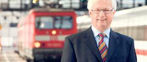 Hans-Werner Franz, seit November 2003 Chef beim Verkehrsverbund Berlin-Brandenburg (VBB), verlässt das Unternehmen und wird am 27. Februar in den Ruhestand verabschiedet.