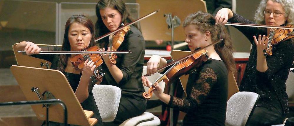Ausdrucksstark. Die Kammerakademie Potsdam hat sich in vier Tagen durch Beethovens Sinfonien musiziert.