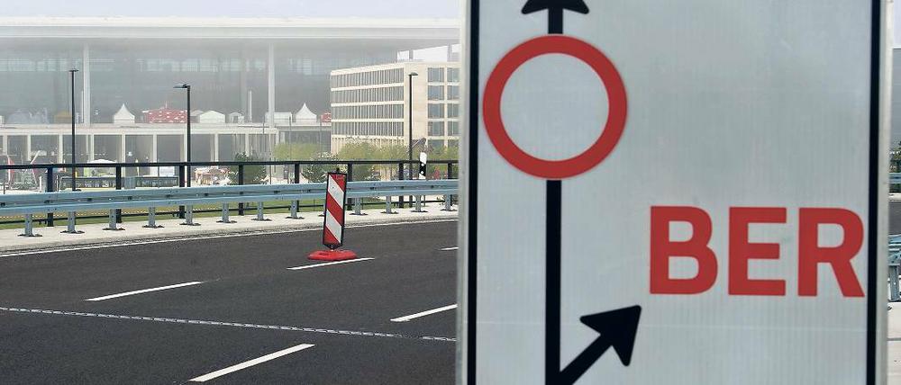 Ladenhüter. Bauaufträge für den BER sind teilweise bei Firmen nur auf geringes Interesse gestoßen. Auch deshalb habe sich die Fertigstellung weiter verzögert, sagte Olaf Nozon, einst zuständig für Hochbauten am BER, vor dem Untersuchungsausschuss in Berlin.