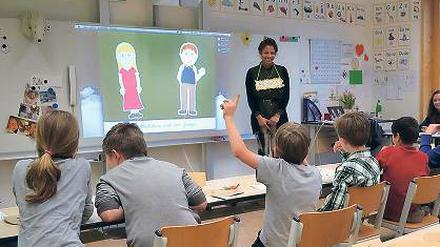 Interaktives Tafelbild. FH-Projekt mit der Grundschule am Bornstedter Feld.